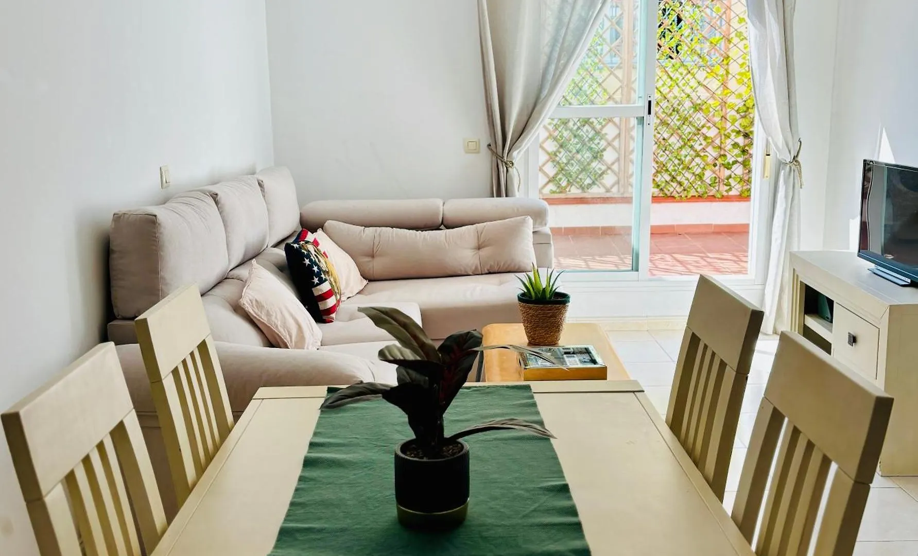 Sun&Life Ático Las Flores con Terraza Málaga Apartamento