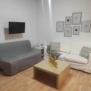 Amplio Estudio En Centro Y Playa Victoria 13 Málaga